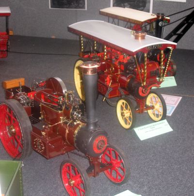 The Burrell display - Tractor and Showmans
